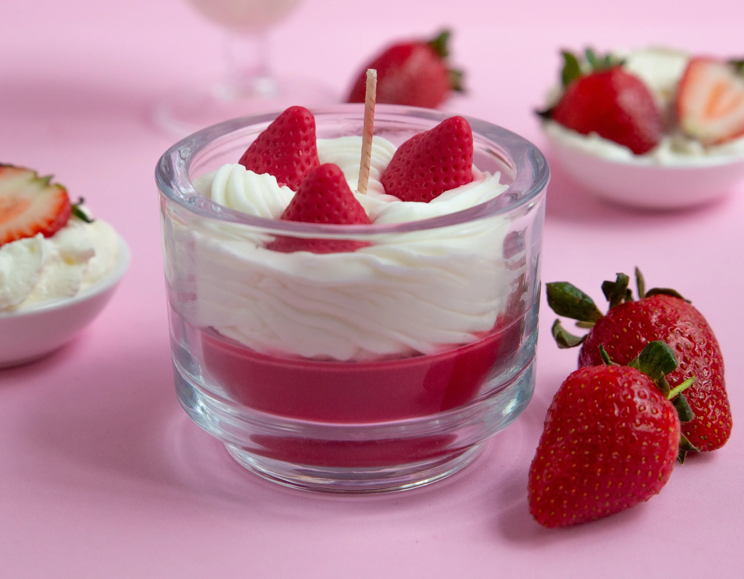 Strawberries & Cream Valentine Candle - Image 3